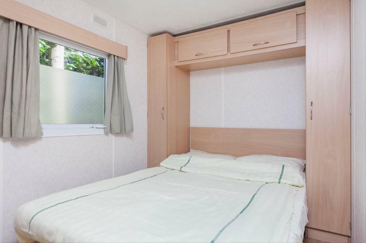 Ra Veluwe Mobile Home Arnhem Exterior photo