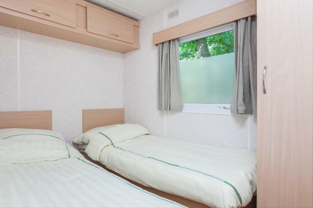 Ra Veluwe Mobile Home Arnhem Exterior photo